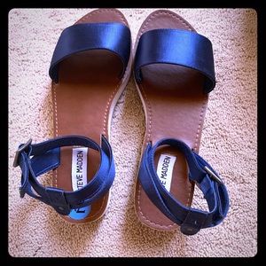 New Steve Madden sandals
